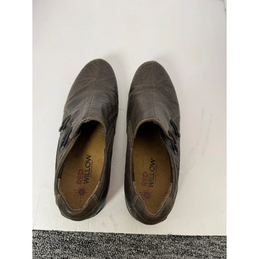 Red Willow Taryn Footwear Brown Textured Leather Bungee Slip On Loafers Shoes
